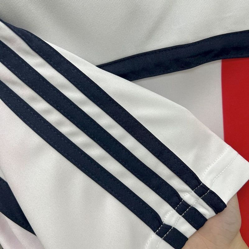 Maillot Bayern Munich Extérieur Rétro 25/26