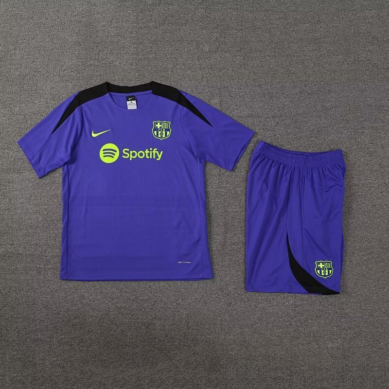 FC Barcelona Pre-Match Kit 24/25 (2)