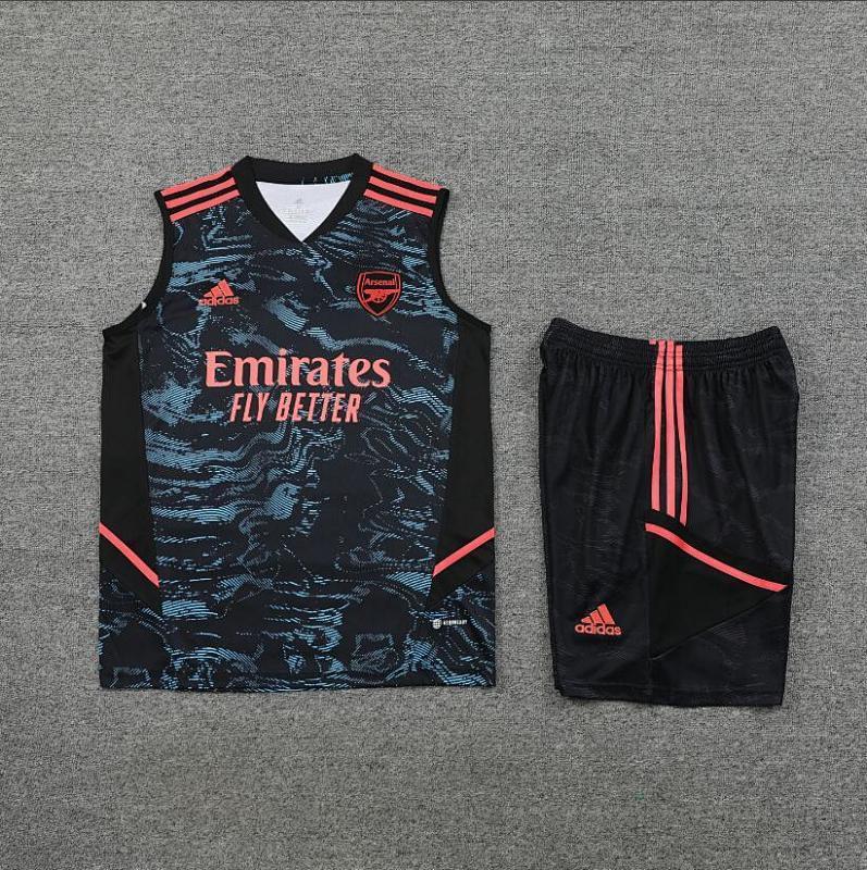 Arsenal Tank Top 23/24 (5)