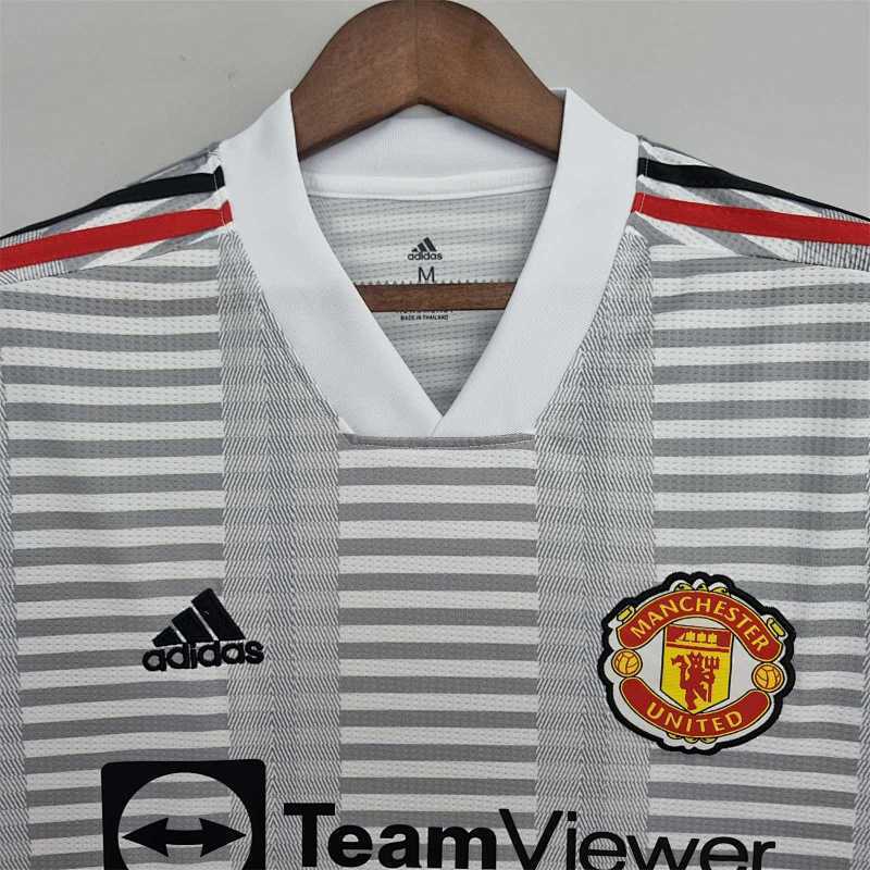 Maillot Manchester United Prématch 22/23 (3)