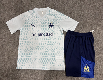 Conjunto Niño Marseilles 23/24