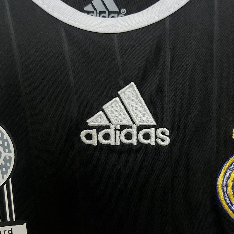 Ensemble Enfant Real Madrid Extérieur 06/07