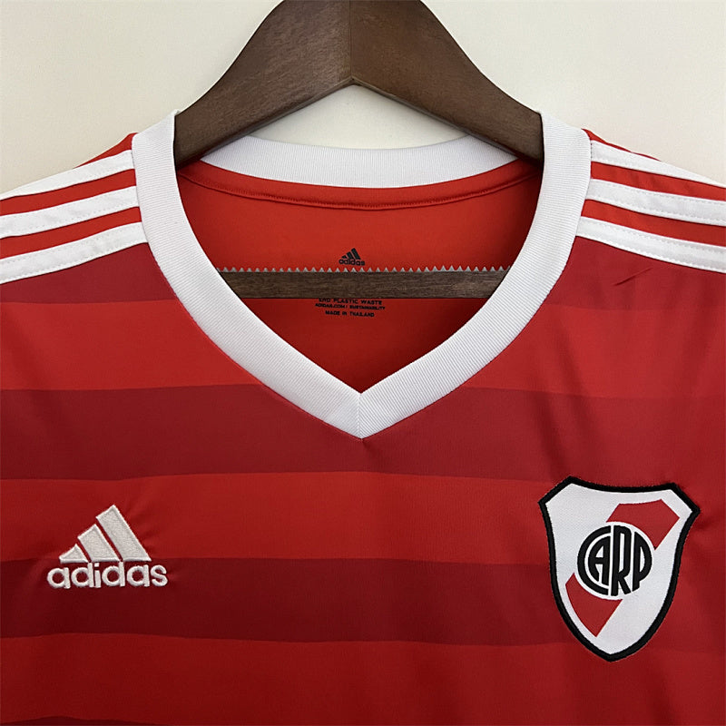 Maillot River Plate Extérieur 23/24 (2)