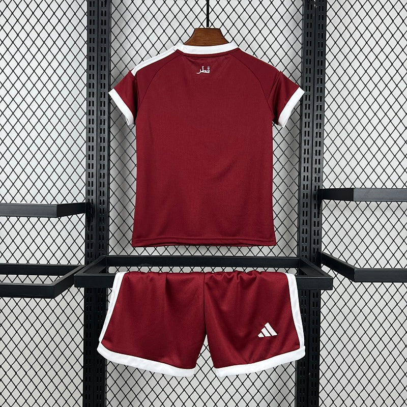 Ensemble Enfant Qatar Kid Domicile 25/26