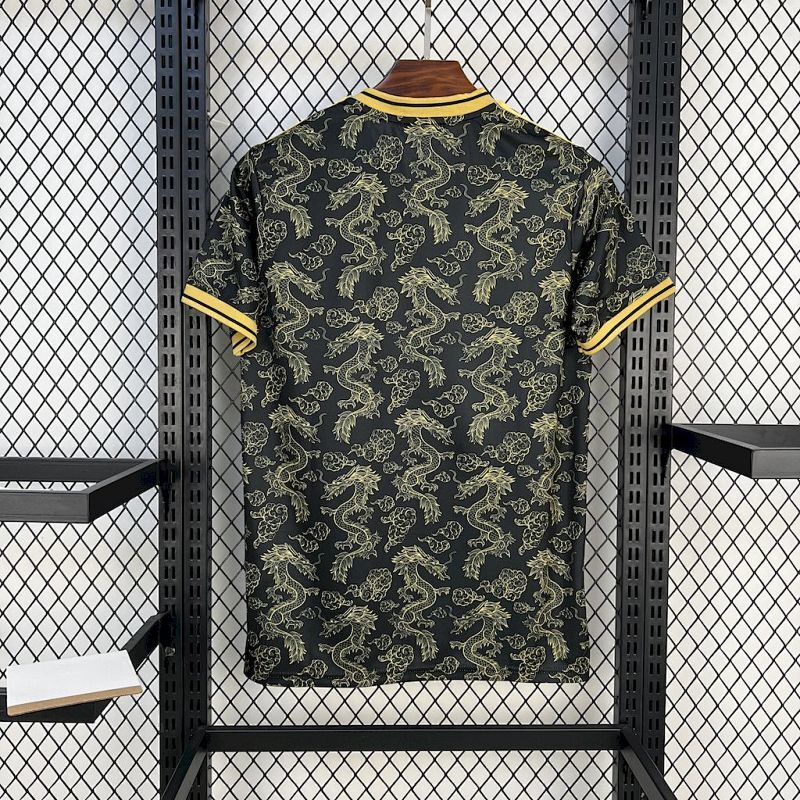 Maillot Real Madrid Or Dragon Or Édition spéciale 25/26