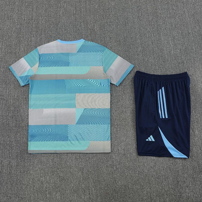 Ensemble Real Madrid Bleu clair&Bleu Prématch 25/26