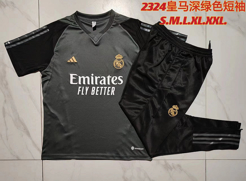 Survêtement Real Madrid Gris 23/24 (2)