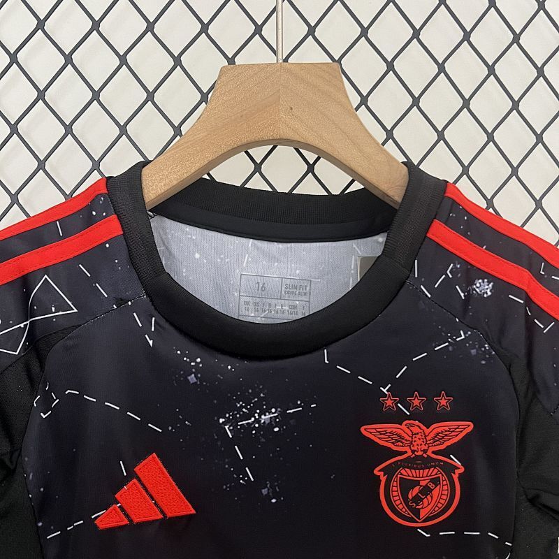 Ensemble Enfant Benfica Extérieur 24/25