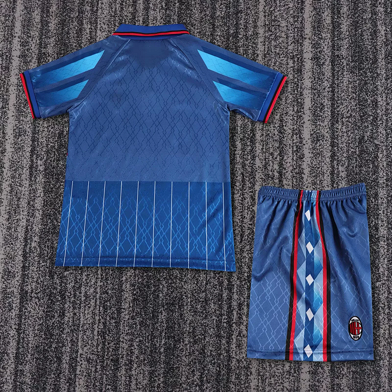 Ensemble Enfant AC Milan Fourth 95/96