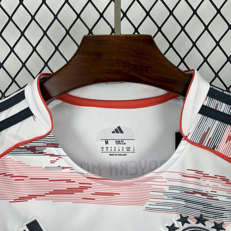 Maillot Femme Bayern Munich Extérieur 25/26