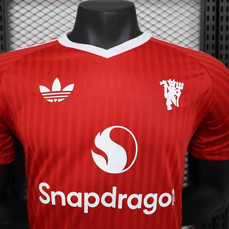 Camiseta Manchester United Rojo Versión Player 24/25 (2)