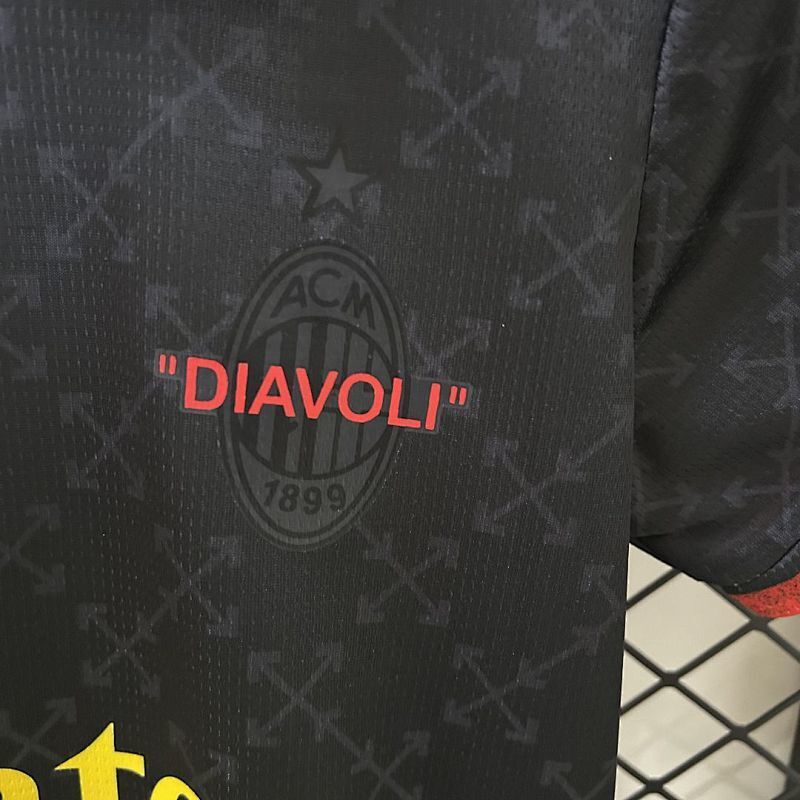 Ensemble Enfant AC Milan Fourth 25/26
