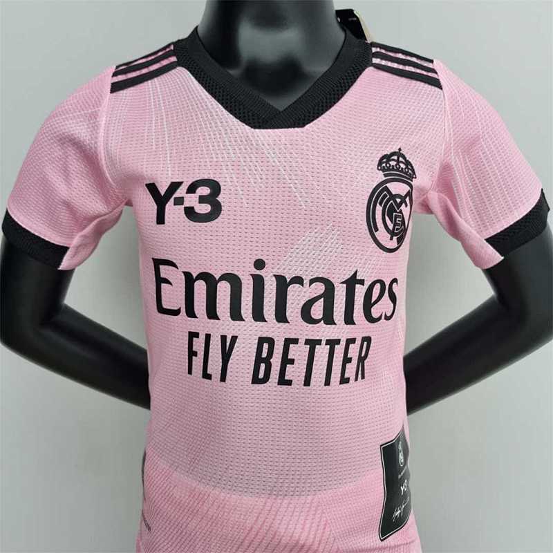 Real Madrid Pink Kids Kit 22/23