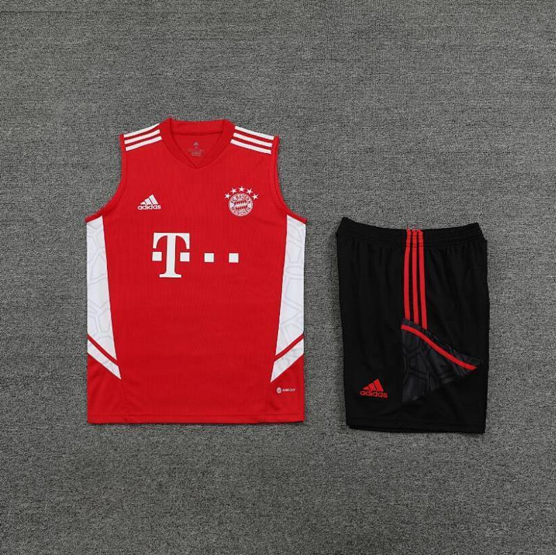 Bayern Munich Tank Top 23/24 (4)