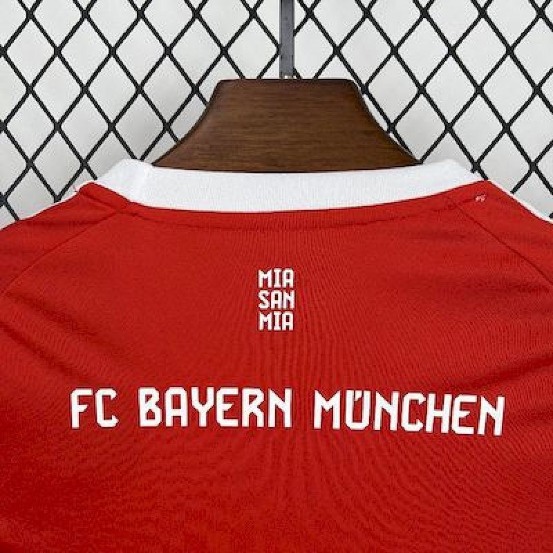 Ensemble Enfant Bayern Munich Domicile 25/26