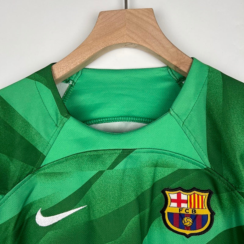 Ensemble Enfant FC Barcelone Gardien 23/24