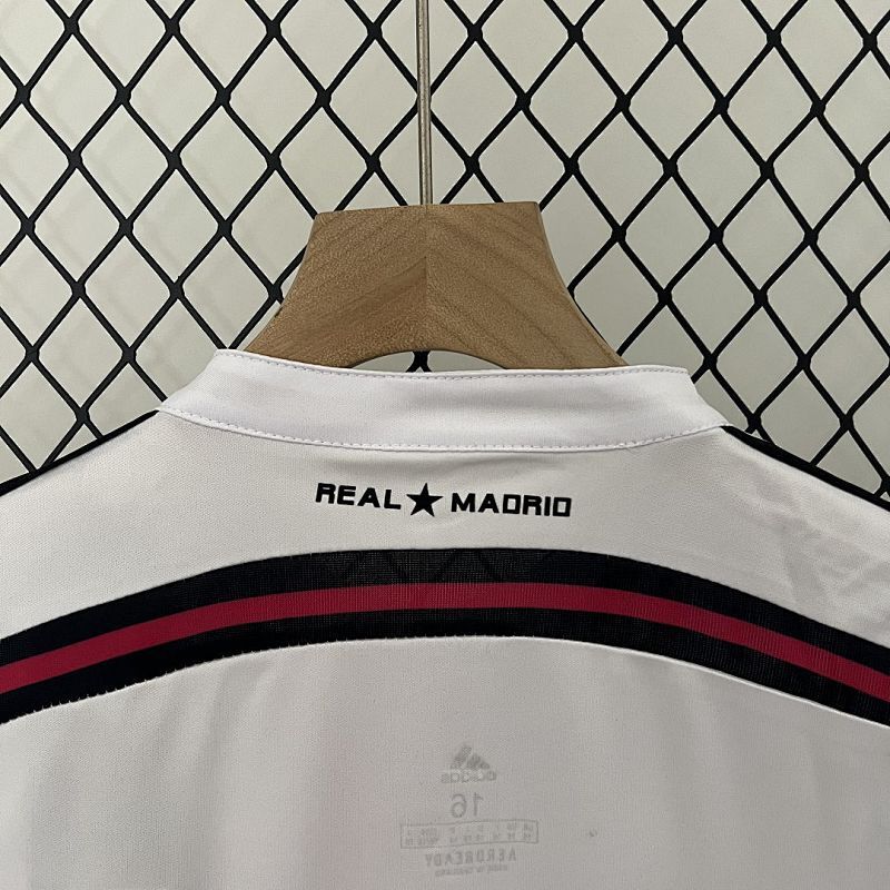 Ensemble Enfant Real Madrid Domicile 25/26