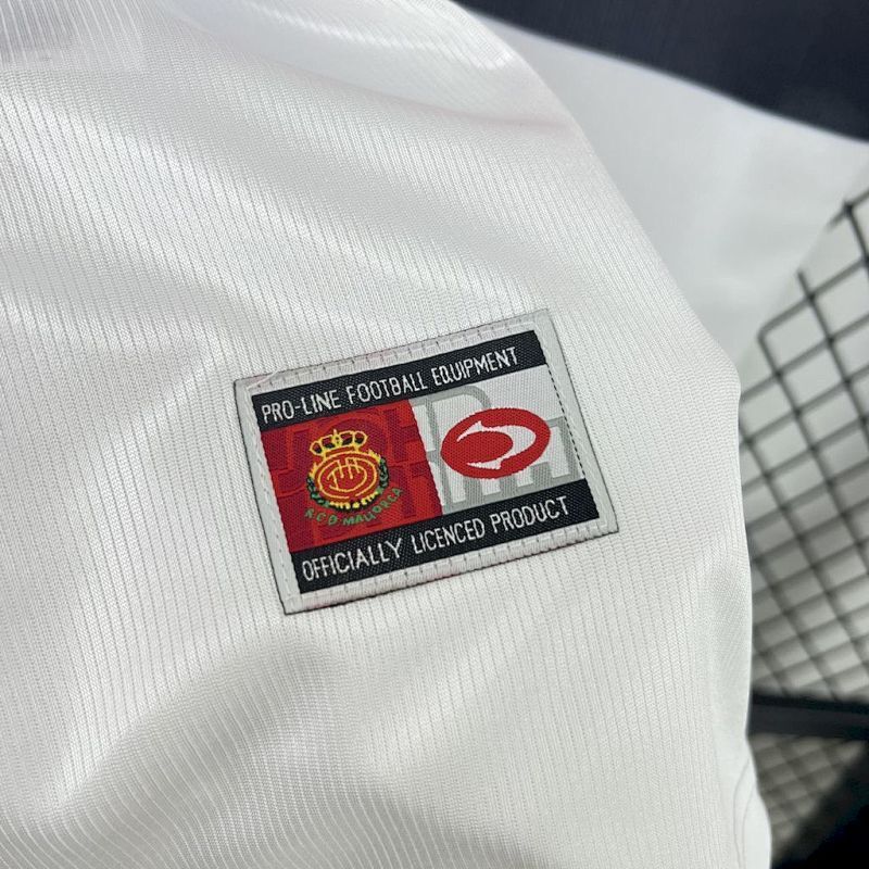 Maillot Majorque Extérieur Rétro 2001/02