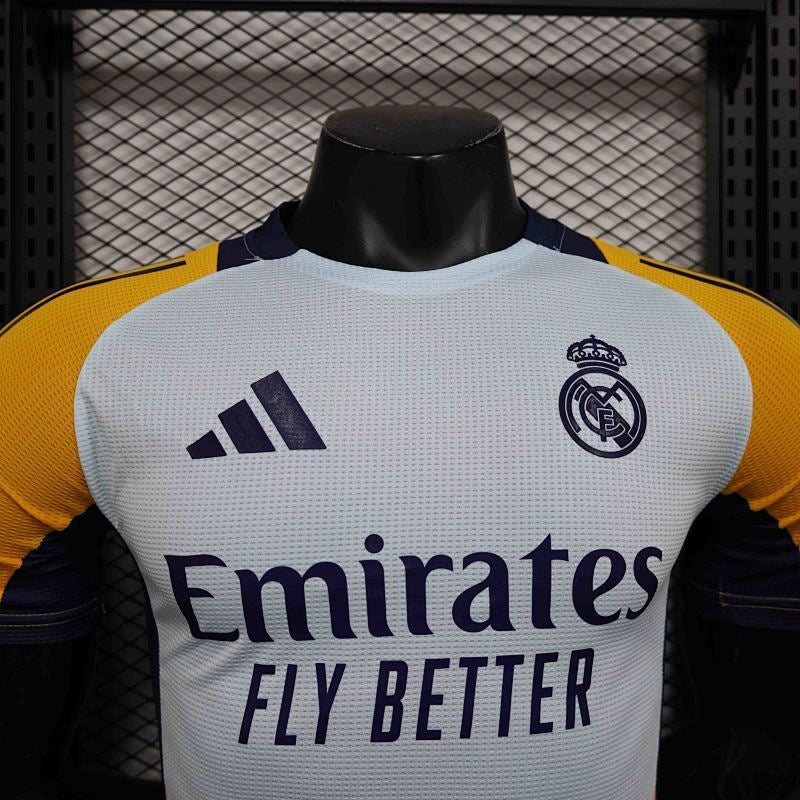 Maillot Real Madrid Prématch 24/25 (3)