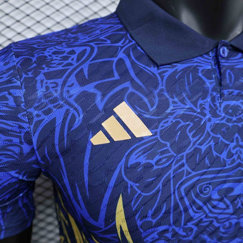 Camiseta Real Madrid Azul Versión Player 24/25 (3)