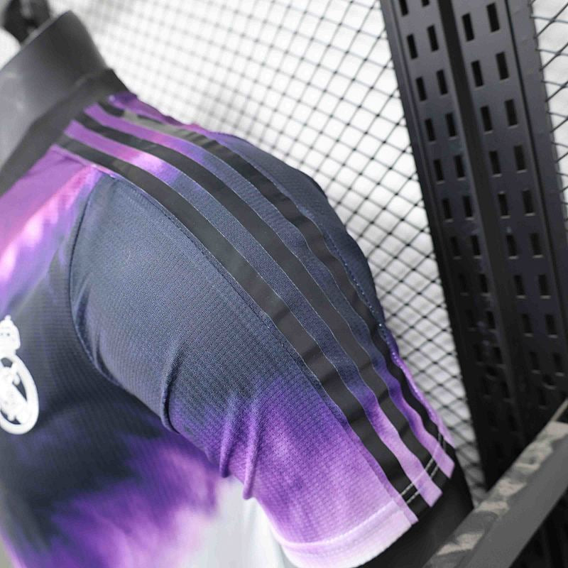 Maillot Real Madrid Prématch 24/25