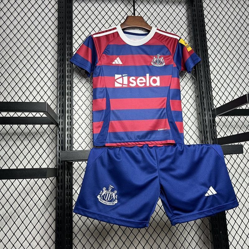Ensemble Enfant Newcastle Extérieur 24/25