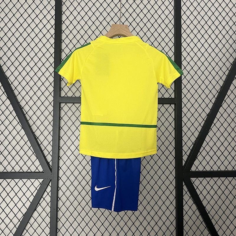 Conjunto Niño Brasil Local 2002