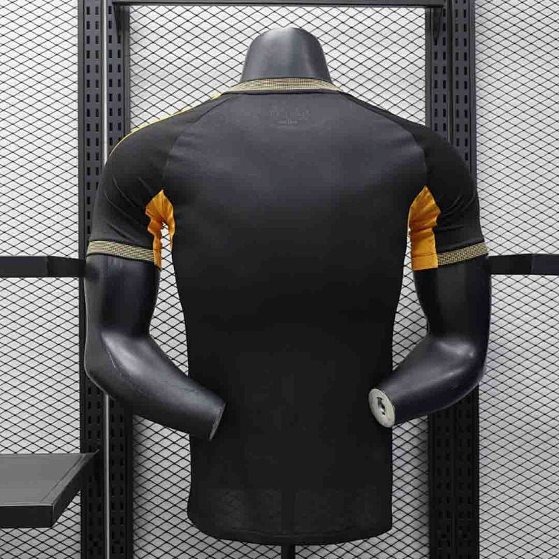 Maillot Real Madrid Noir Or Player Version 25/26