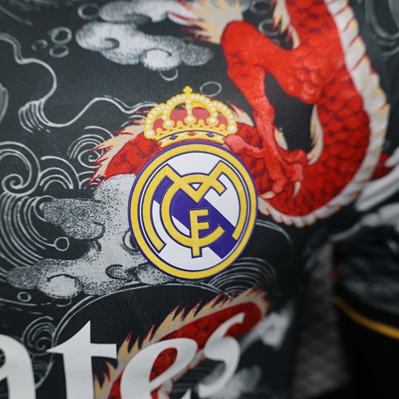Camiseta Real Madrid Rojo Versión Player 24/25 (2)