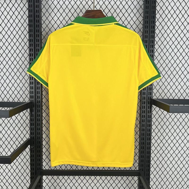 Maillot Brazil Vintage Domicile Rétro 25/26