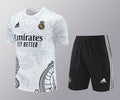 Ensemble Real Madrid Prématch 24/25 (23)