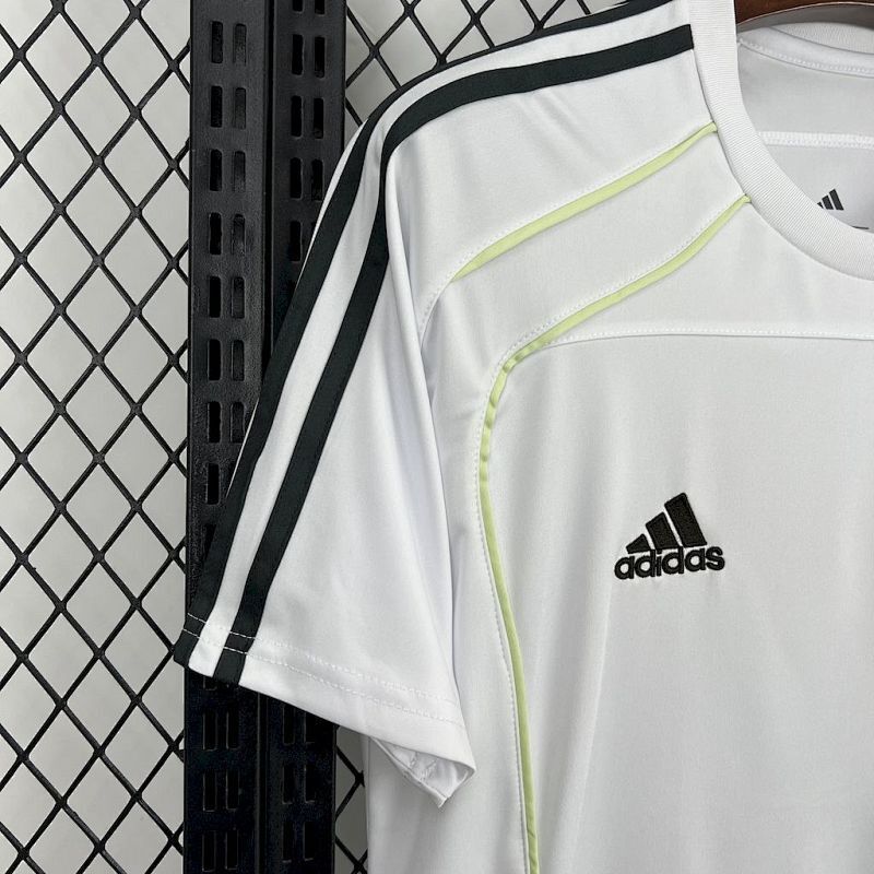 Real Madrid Pre-Match Jersey 25/26