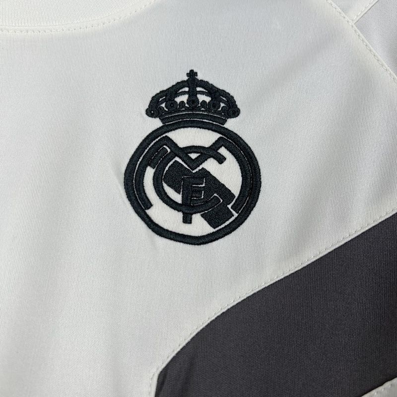 Real Madrid White Jersey 24/25 (2)