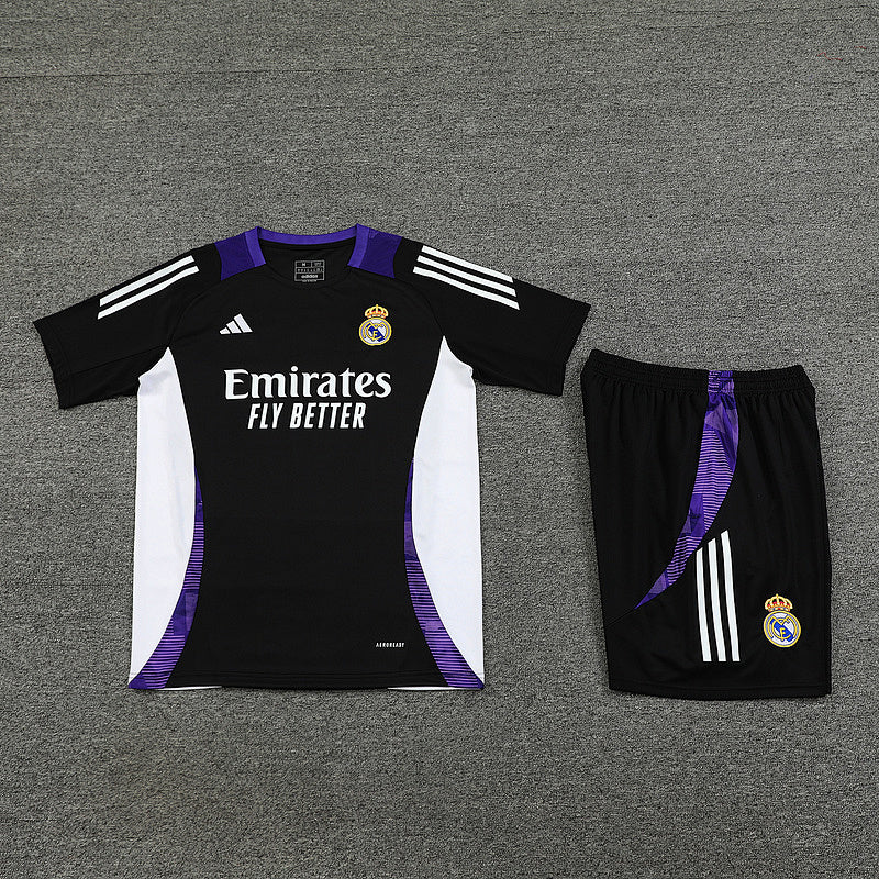 Ensemble Real Madrid Prématch 24/25 (4)