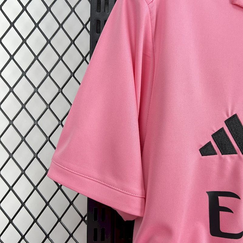 Maillot Real Madrid Rose Édition spéciale 25/26