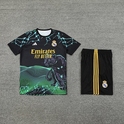 Conjunto Real Madrid Pre-Partido 24/25 (3)