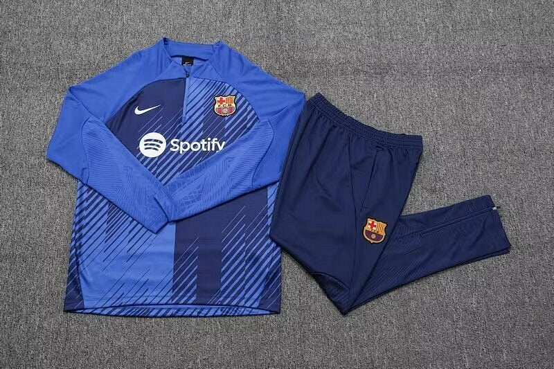 FC Barcelona Long Sleeve Tracksuit 23/24 (6)
