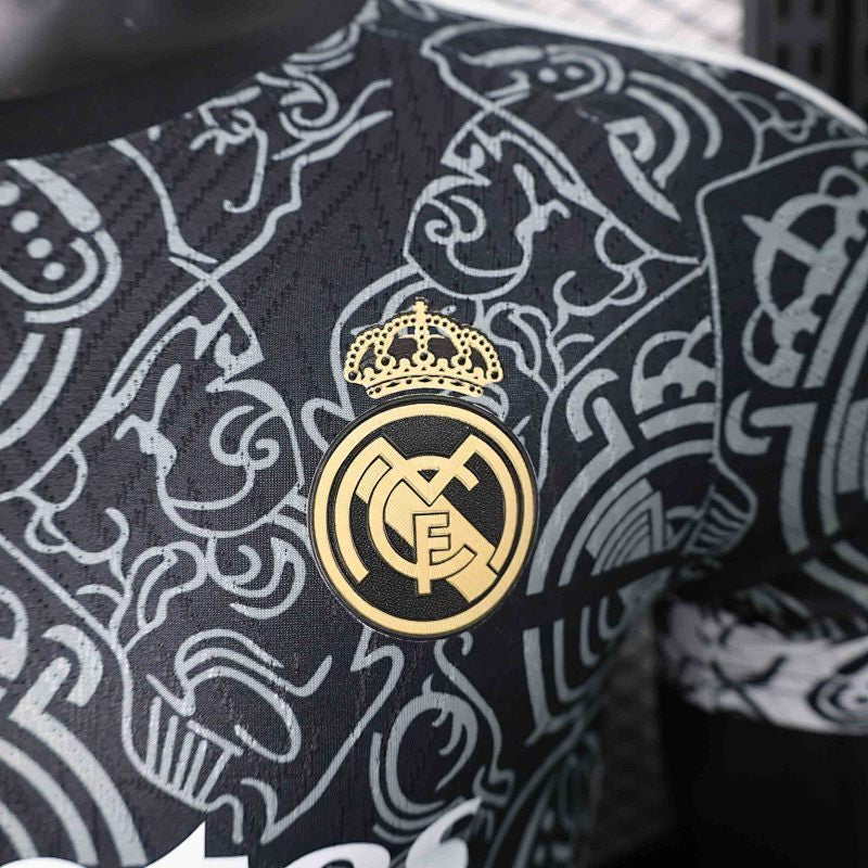 Camiseta Real Madrid Concept Negro Versión Player 23/24