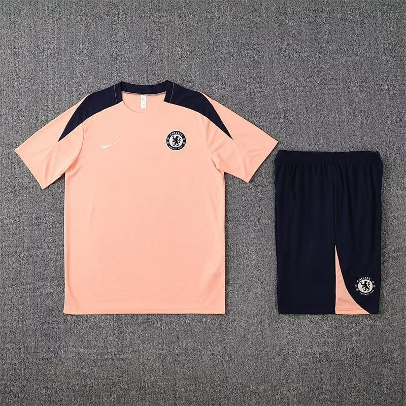 Ensemble Chelsea Orange Prématch 25/26