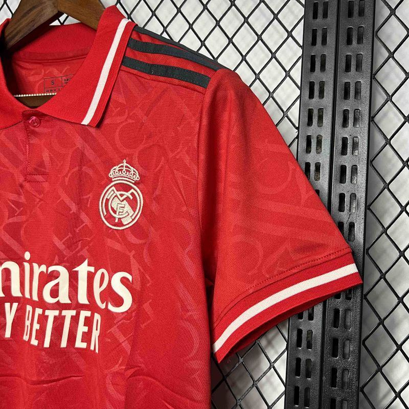 Camiseta Real Madrid Rojo 24/25 (2)