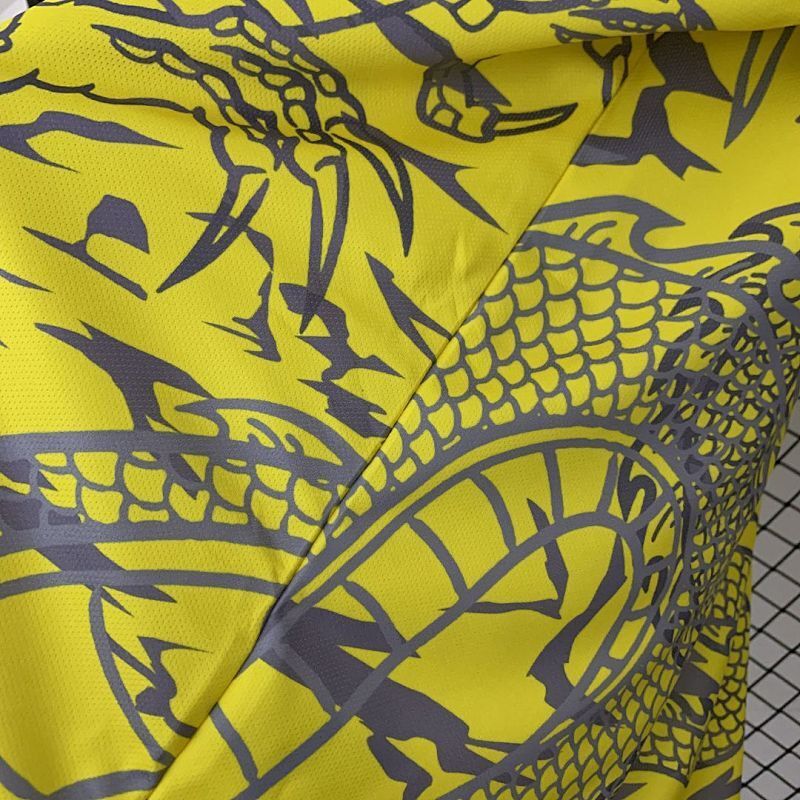 Camiseta Real Madrid Amarillo Dragon Amarillo Edición Especial 25/26 (2)
