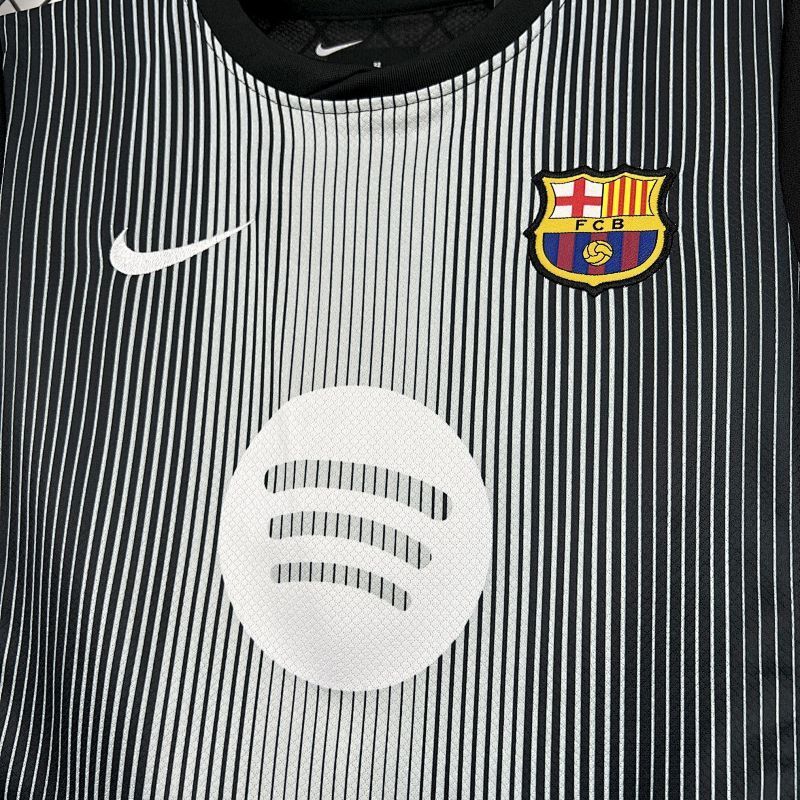 Ensemble Enfant FC Barcelone Gardien 25/26