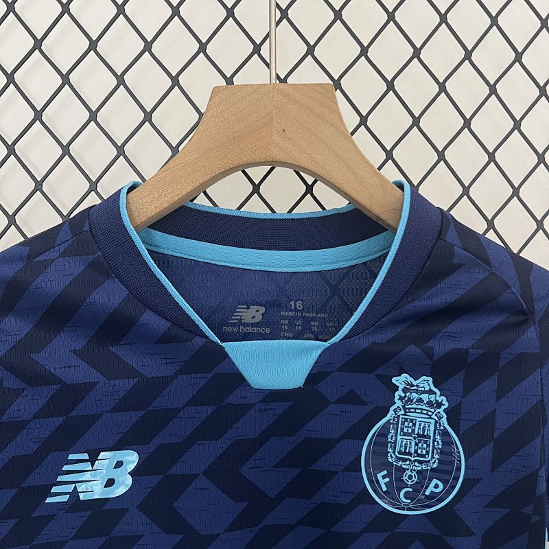 Ensemble Enfant FC Porto Third 24/25