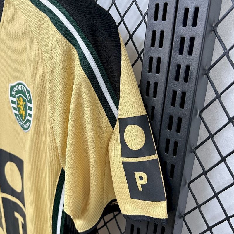 Sporting CP Away Retro Jersey 03/04