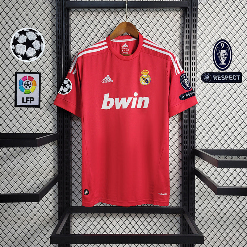 Real Madrid Red Away Jersey 11/12