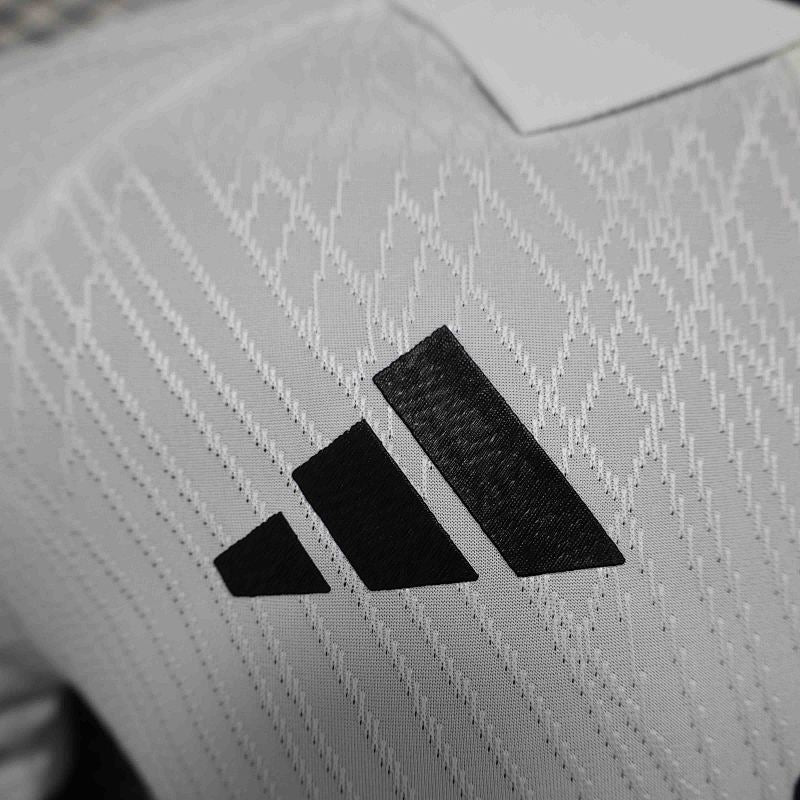 Camiseta Real Madrid Blanco Versión Player 24/25