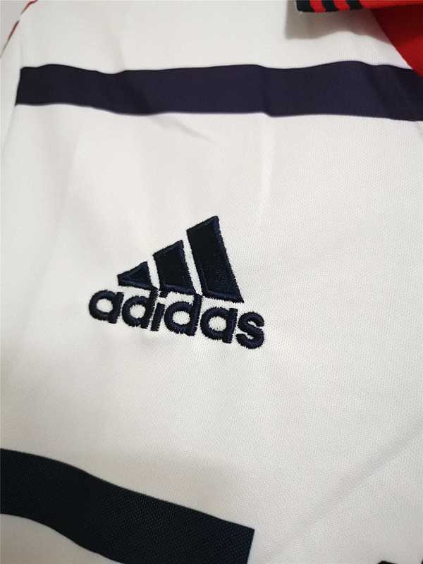 Maillot Bayern Munich Extérieur 25/26
