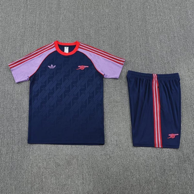 Ensemble Arsenal Marine Prématch 25/26 (2)