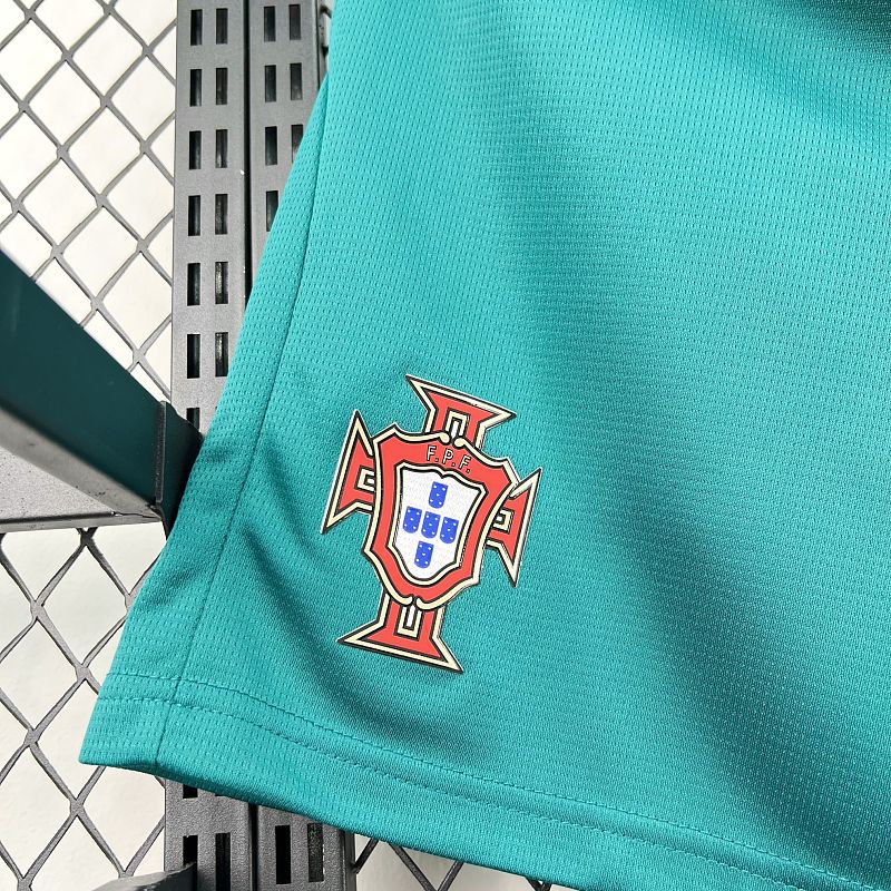 Pantalón Corto Portugal 2026