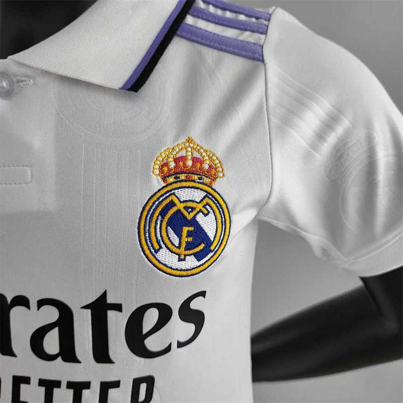 Ensemble Enfant Real Madrid Domicile 22/23